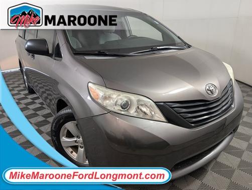 2016 Toyota Sienna L 7 PASSENGER