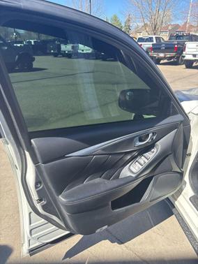 2017 INFINITI Q50 3.0t Signature Edition