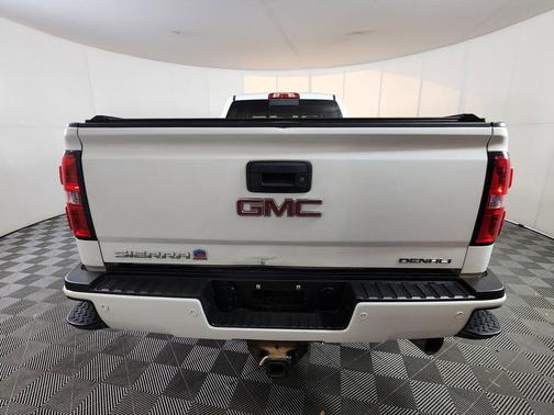 2016 GMC Sierra 3500 Denali