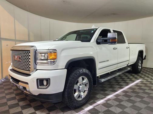 2016 GMC Sierra 3500 Denali