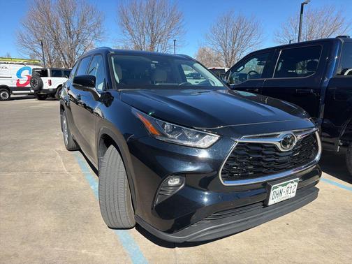 2022 Toyota Highlander Limited