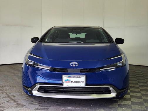 2025 Toyota Prius Plug-In Hybrid SE