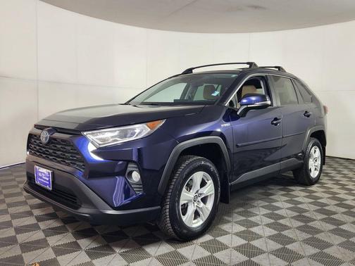2020 Toyota RAV4 Hybrid XLE