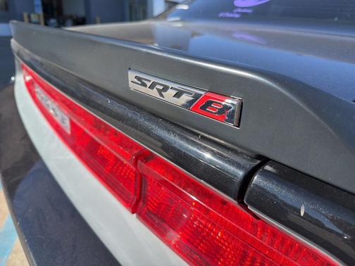 2009 Dodge Challenger SRT8