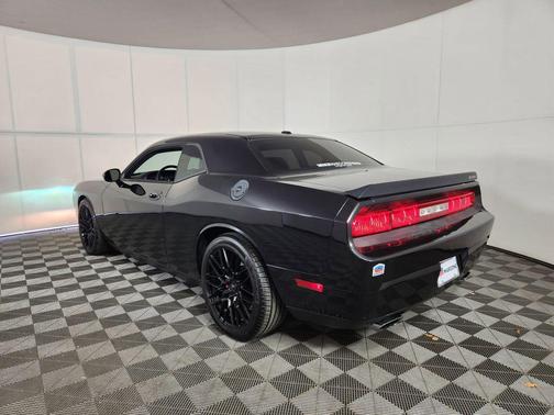 2009 Dodge Challenger SRT8