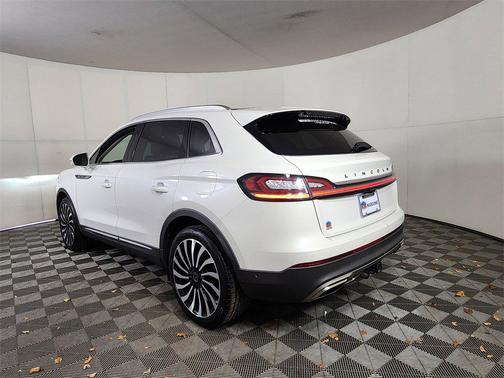 2022 Lincoln Nautilus Black Label