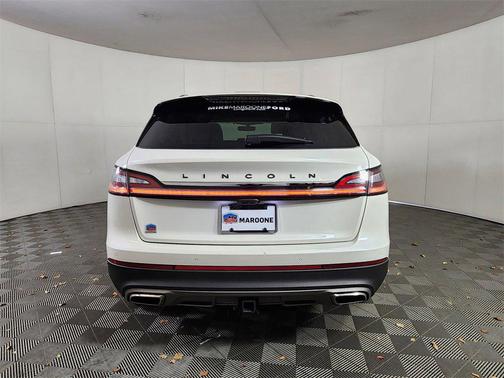 2022 Lincoln Nautilus Black Label