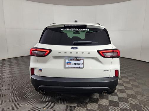 2026 Ford Escape ST-Line Select