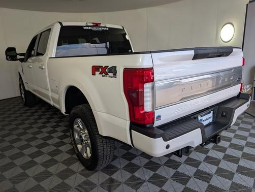 2018 Ford F-250 PLATINUM