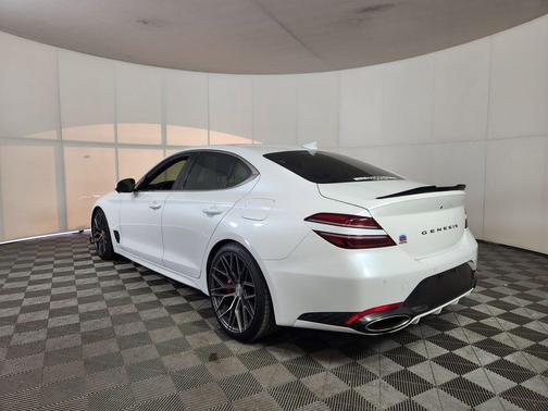 2022 Genesis G70 3.3T AWD