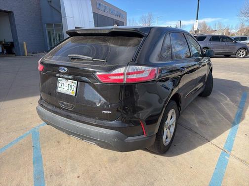 2021 Ford Edge SE