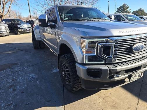2022 Ford F-350 Platinum