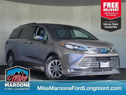 2024 Toyota Sienna XLE