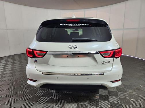 2017 INFINITI QX60 Base