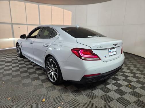 2020 Genesis G70 2.0T