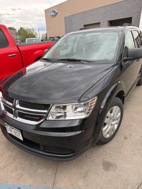 Pitch Black Clearcoat 2019 Dodge Journey SE