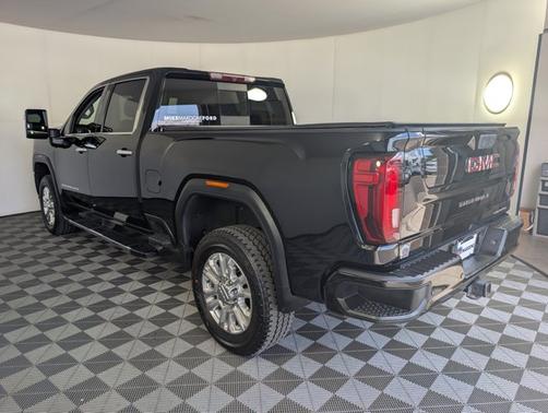 2022 GMC Sierra 2500 DENALI