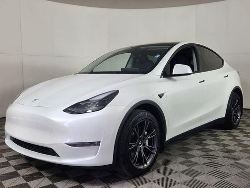 2025 Tesla Model Y Long Range Dual Motor All-Wheel Drive