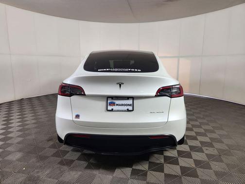 2025 Tesla Model Y Long Range Dual Motor All-Wheel Drive