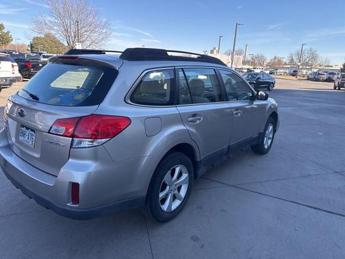 2014 Subaru Outback 2.5i