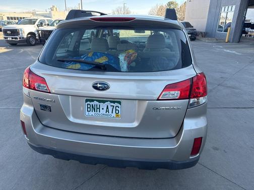 2014 Subaru Outback 2.5i