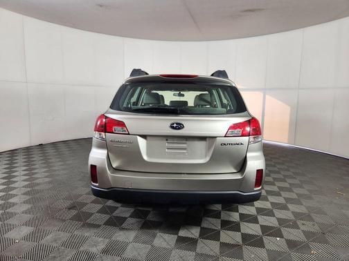 2014 Subaru Outback 2.5i