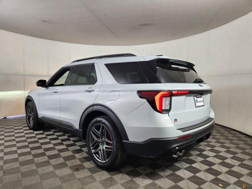 Space White Metallic 2026 Ford Explorer ST