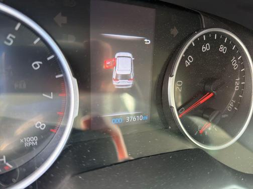 Midnight Black Metallic 2022 Toyota RAV4 XLE Premium