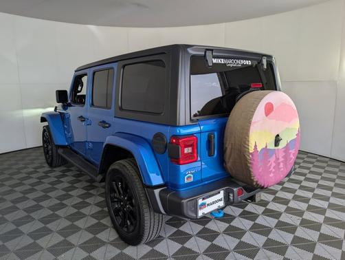 2022 Jeep Wrangler Unlimited SAHARA