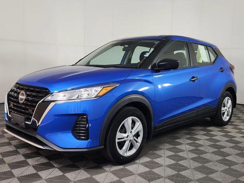 2022 Nissan Kicks S
