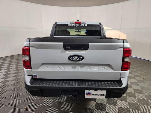 Space White Metallic 2026 Ford Maverick Lariat