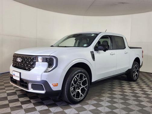 Space White Metallic 2026 Ford Maverick Lariat