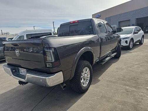 2018 RAM 2500 Laramie Crew Cab 4x4 6'4' Box