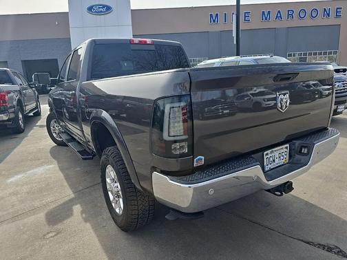 2018 RAM 2500 Laramie Crew Cab 4x4 6'4' Box