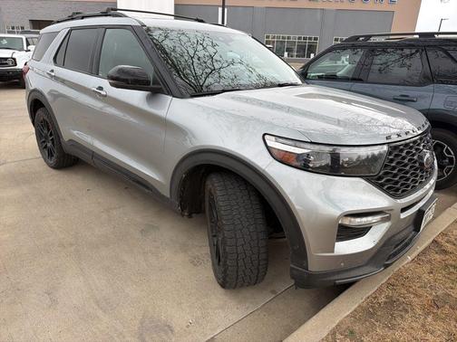Silver Metallic 2020 Ford Explorer ST
