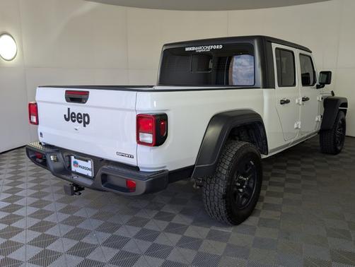 2020 Jeep Gladiator SPORT