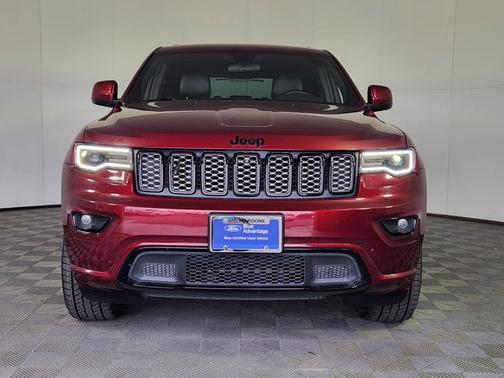 2021 Jeep Grand Cherokee LAREDO