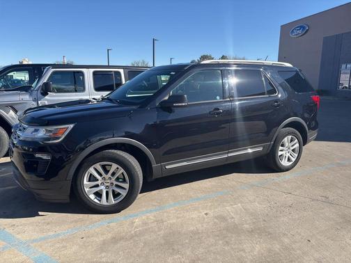 Black Metallic 2019 Ford Explorer XLT