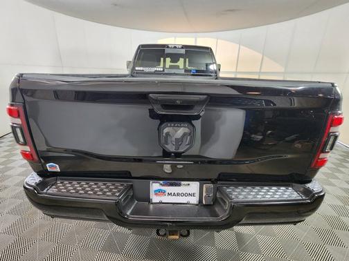 2019 RAM 3500 LARAMIE