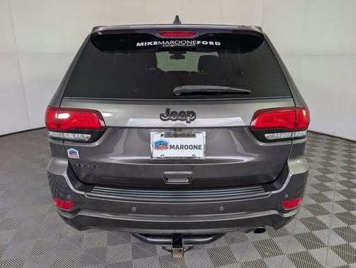 2021 Jeep Grand Cherokee LAREDO