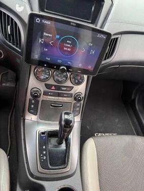 White 2016 Hyundai Genesis Coupe 3.8 Base