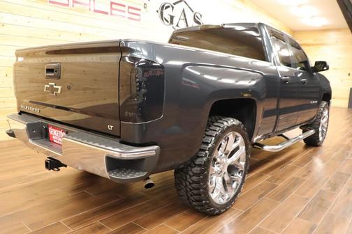 Photo 3 of 32 of 2018 Chevrolet Silverado 1500 LT