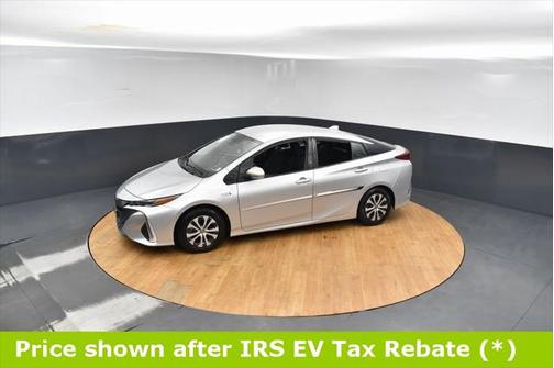 2021 Toyota Prius Prime LE