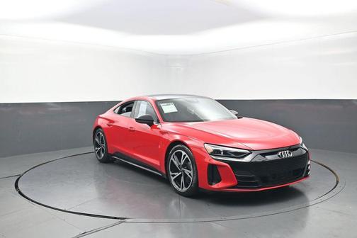 Tango Red 2022 Audi e-tron GT Prestige