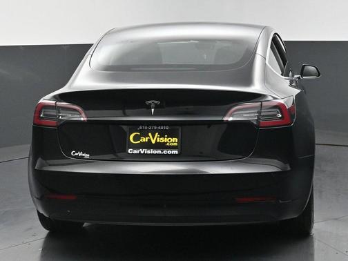 2019 Tesla Model 3 Mid Range