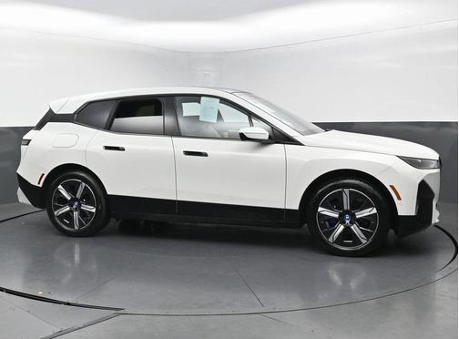 2023 BMW iX xDrive50