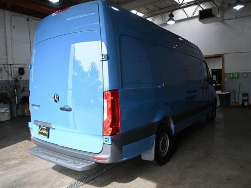 2024 Mercedes-Benz Sprinter 2500 High Roof