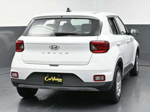 2020 Hyundai VENUE SE