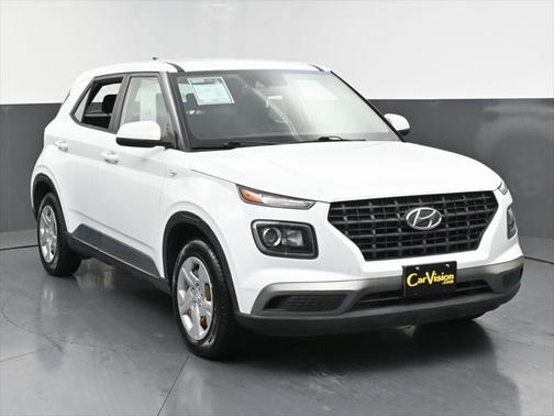 2020 Hyundai VENUE SE