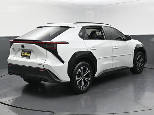 2023 Toyota bZ4X XLE